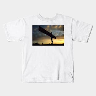 Angel of the North at sunset Kids T-Shirt